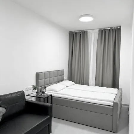 Appartement New Modern Large In New Town 3bdr