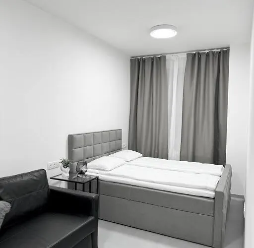 Appartement New Modern Large In New Town 3bdr