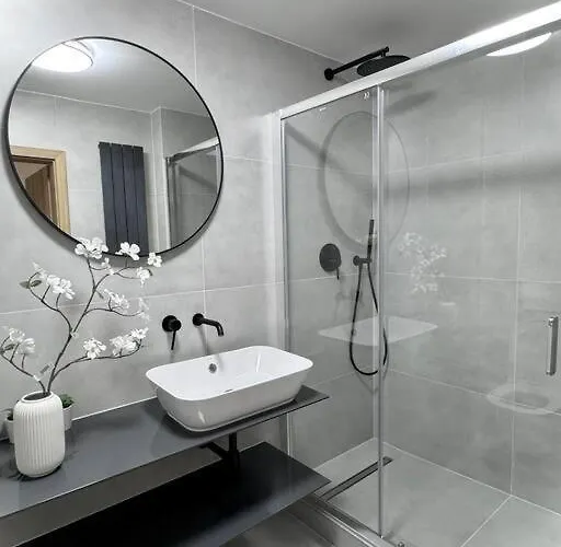 Appartement New Modern Large In New Town 3bdr Prague