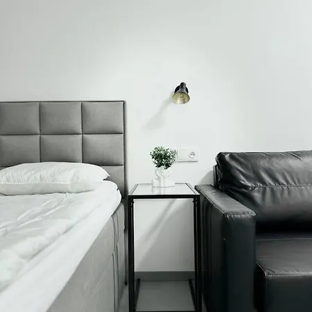Apartamento New Modern Large In New Town 3bdr Praga